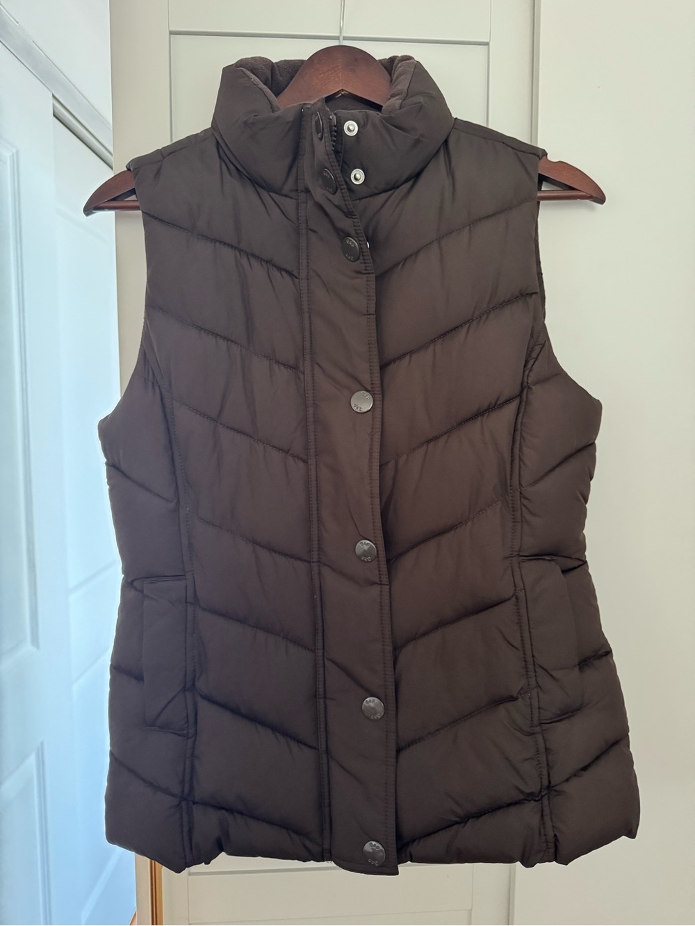 Women's Puffer Vest in Brown Like New
